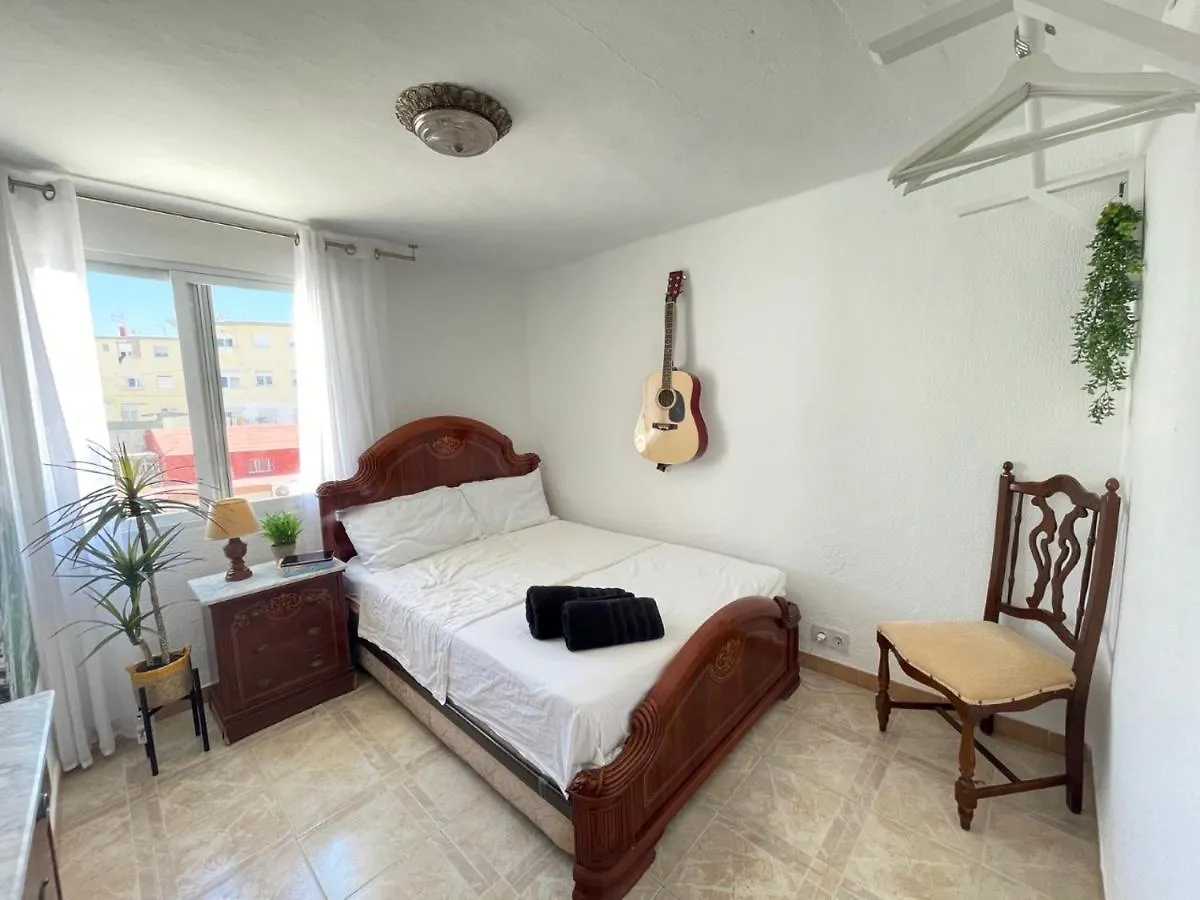 Casa Baelo - 3 Bedroom Apartment - New Bathroom - Central Tarifa Near Old Town & Beaches